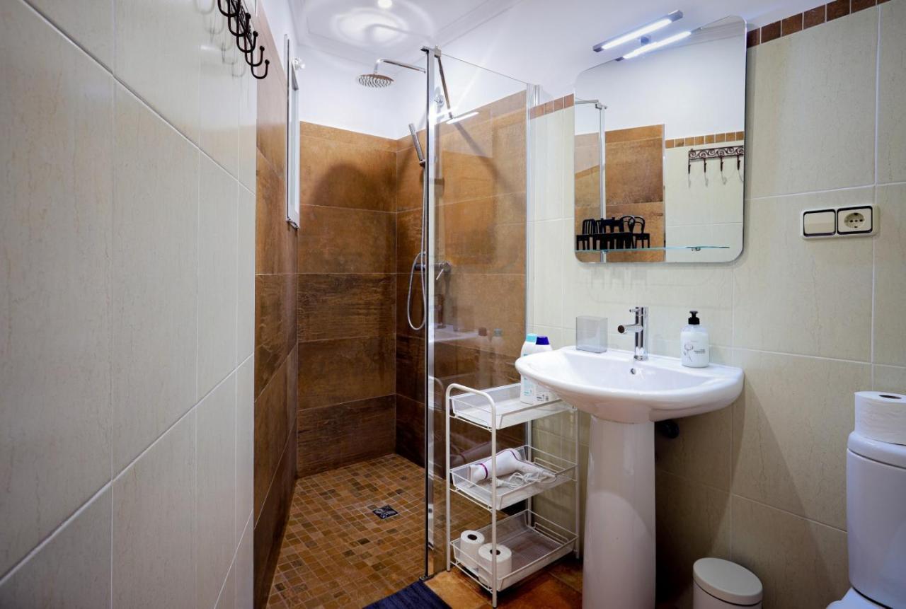 Cozy Apartment Near The Center, Torres De Serrano Valencia Ngoại thất bức ảnh