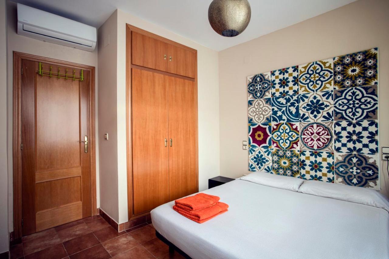 Cozy Apartment Near The Center, Torres De Serrano Valencia Ngoại thất bức ảnh
